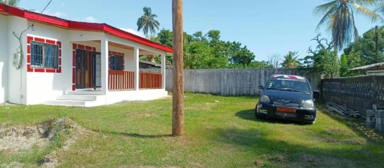 La Maison Du Voyageur Kribi Buitenkant foto