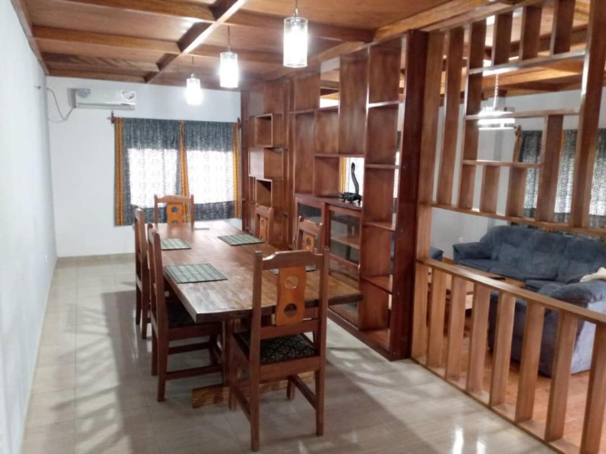 La Maison Du Voyageur Kribi Buitenkant foto