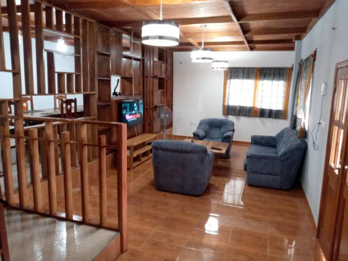 La Maison Du Voyageur Kribi Buitenkant foto